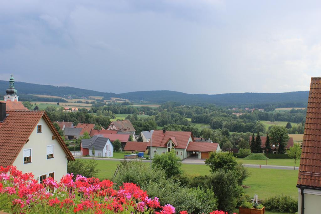 Pension-Gaestehaus Kueblboeck Neualbenreuth Rom bilde